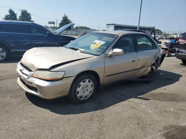 1HGCG5646YA153988