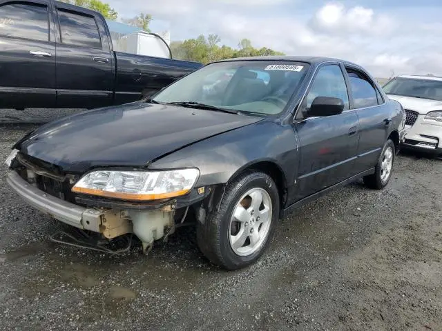 1HGCG5647WA205089