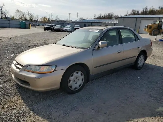 1HGCG5647YA077990