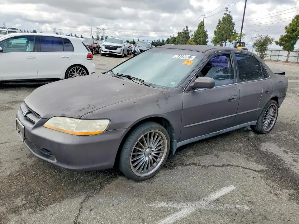 1HGCG5649WA080919