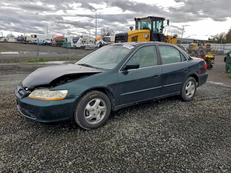 1HGCG5651WA209857