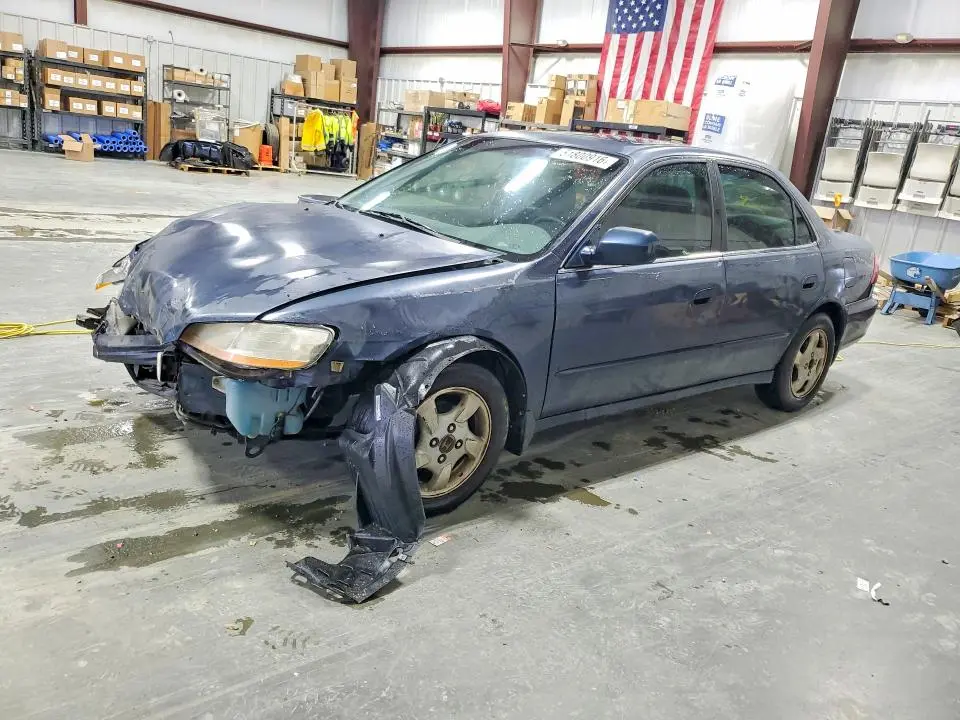 1HGCG5652XA099807