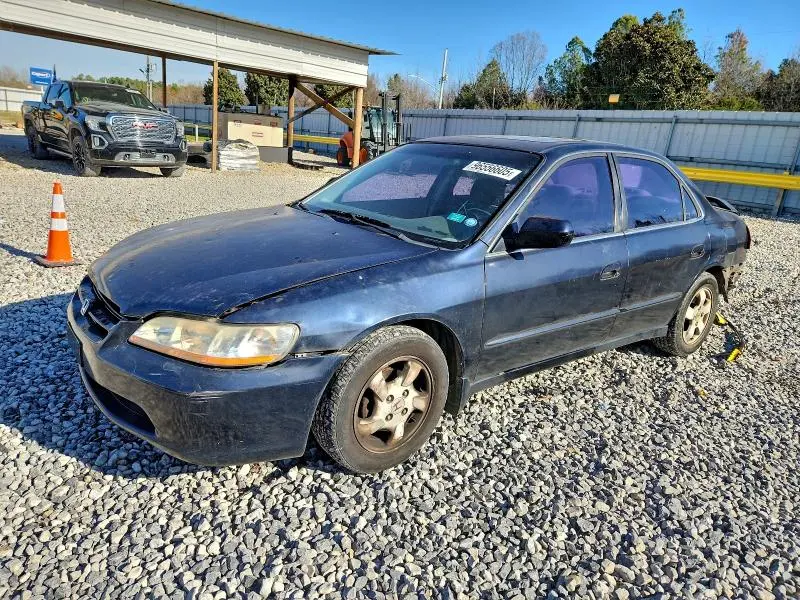 1HGCG5657YA131362