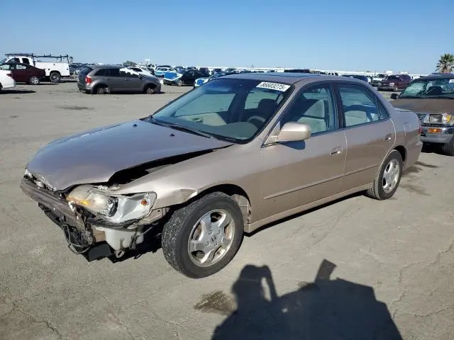 1HGCG5659YA109203