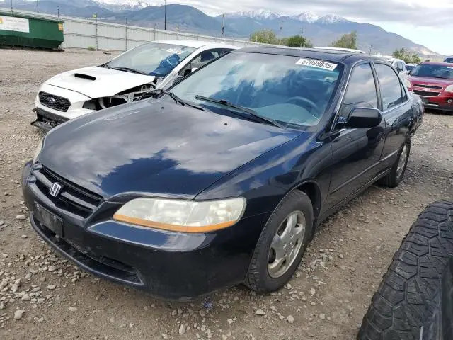 1HGCG5660YA056495