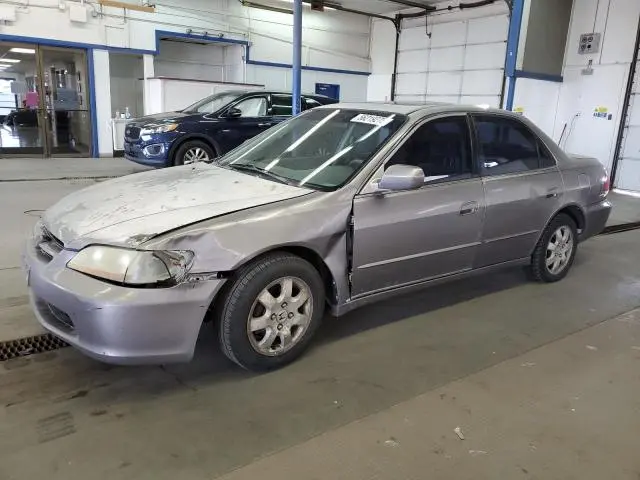 1HGCG6574YA084381