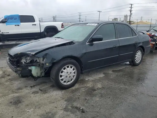 1HGCG6670WA090948