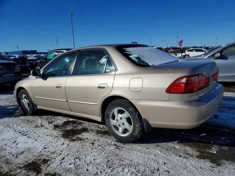1HGCG6673YA017141