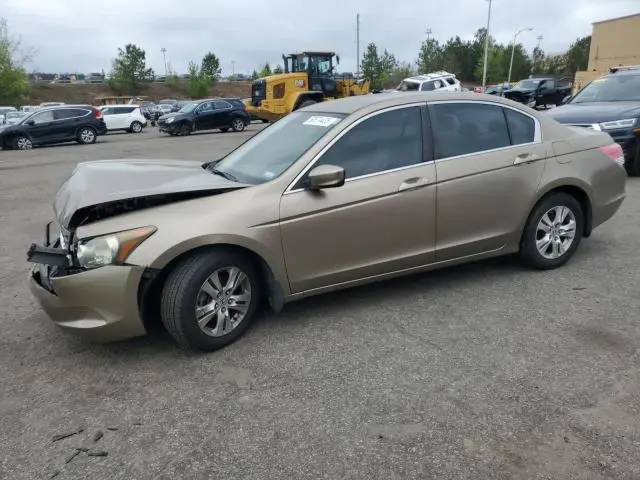 1HGCP26428A097739