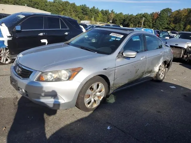 1HGCP26728A058529
