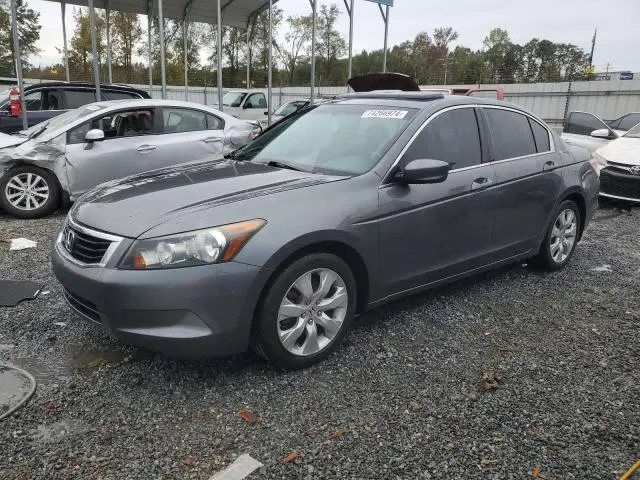 1HGCP26809A018685