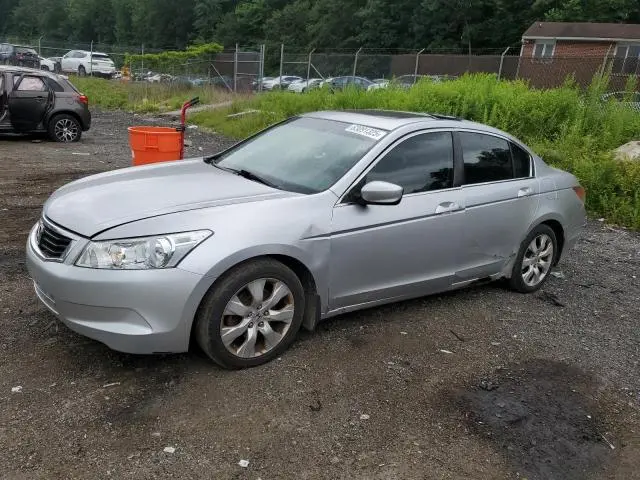 1HGCP26838A047242