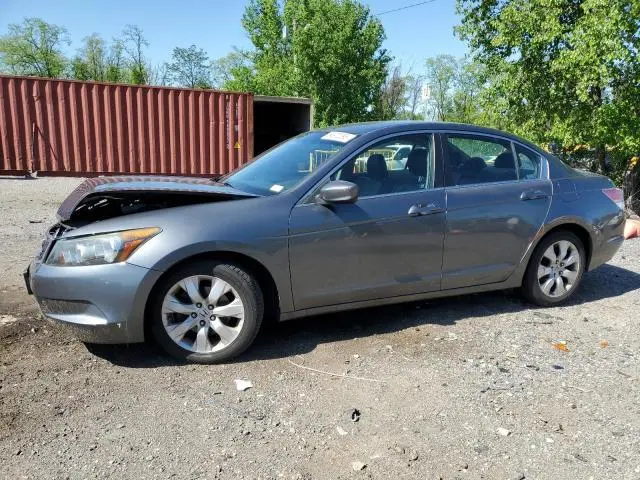 1HGCP26849A083670