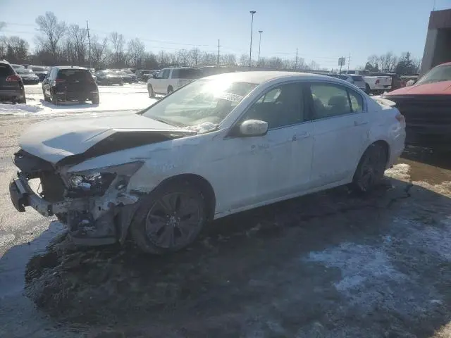 1HGCP2F30AA013883