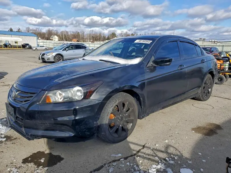 1HGCP2F30CA114201