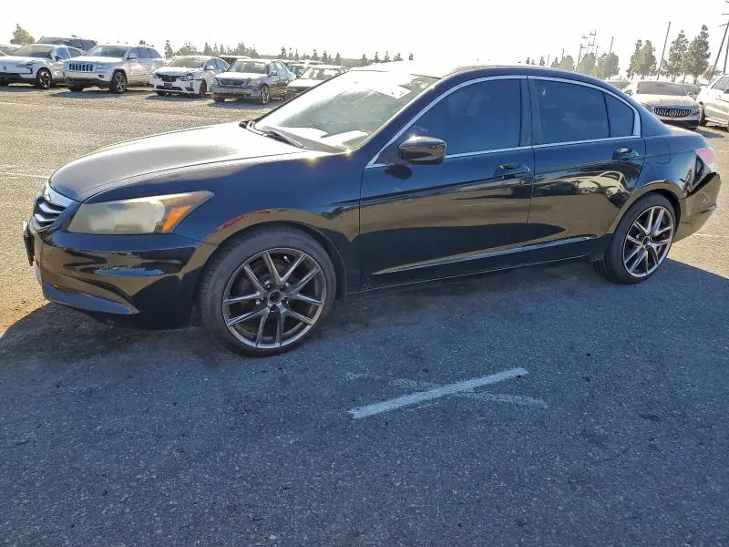 1HGCP2F30CA189237