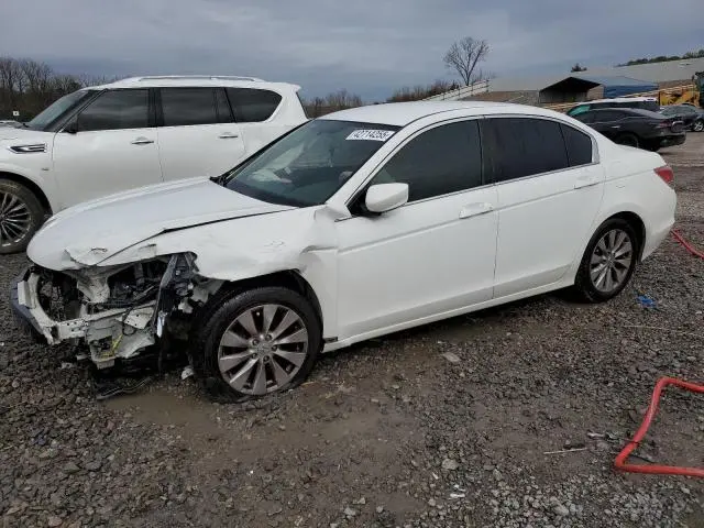 1HGCP2F30CA236864
