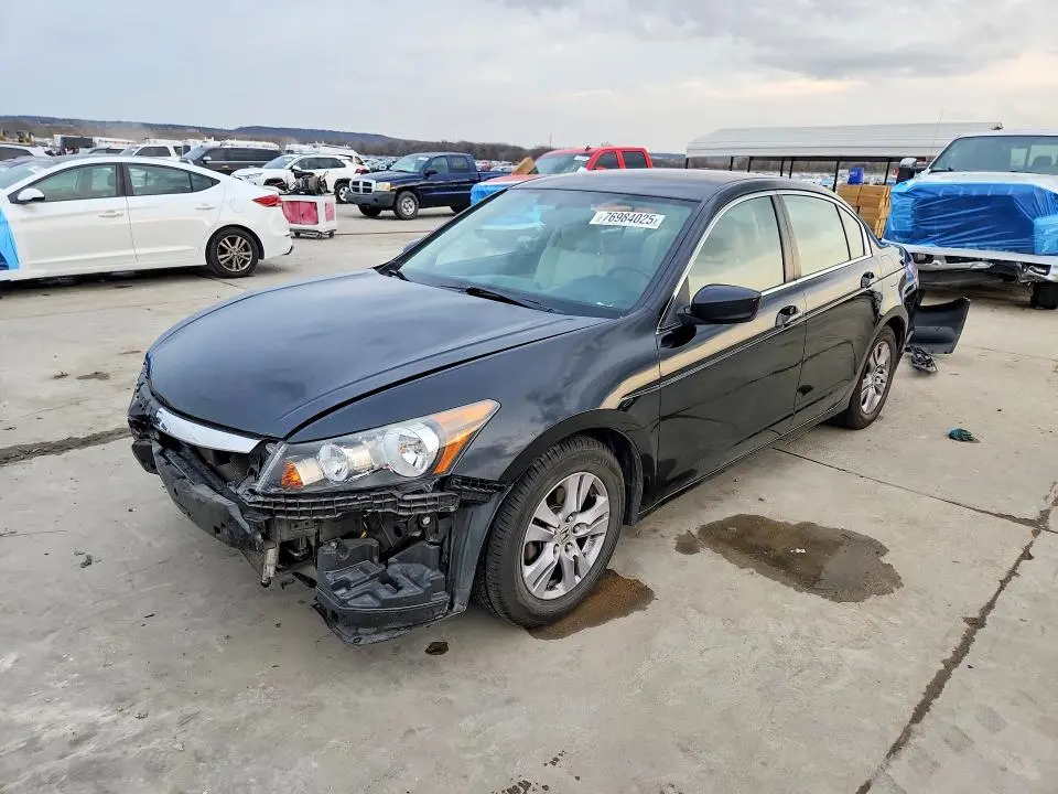 1HGCP2F65CA177840