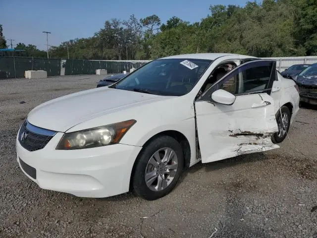 1HGCP2F66CA048277