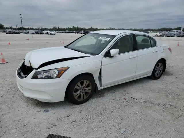 1HGCP2F66CA081828