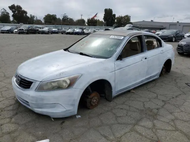 1HGCP2F80AA171300
