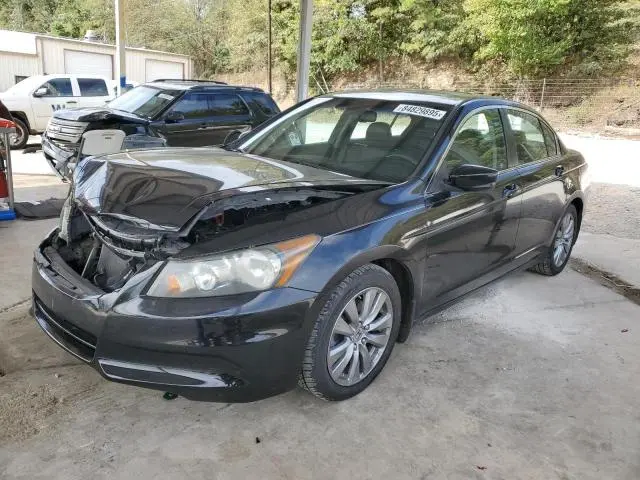 1HGCP2F82CA160575