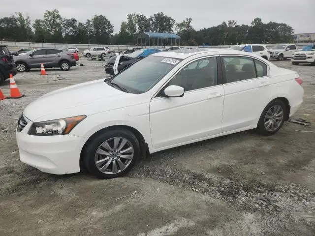 1HGCP2F82CA160897