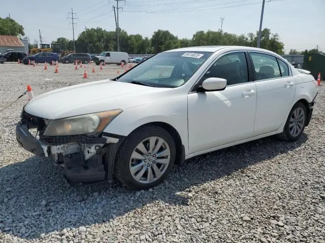 1HGCP2F82CA186349