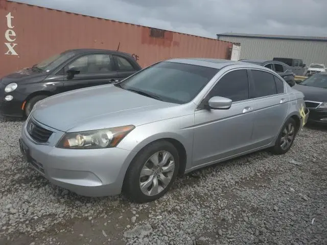 1HGCP2F83AA160601