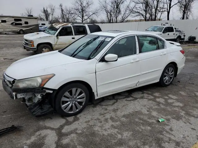1HGCP2F83CA174680