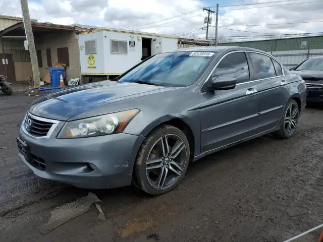 1HGCP36819A033153