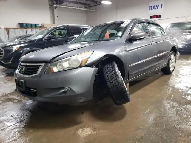 1HGCP3F70AA031891