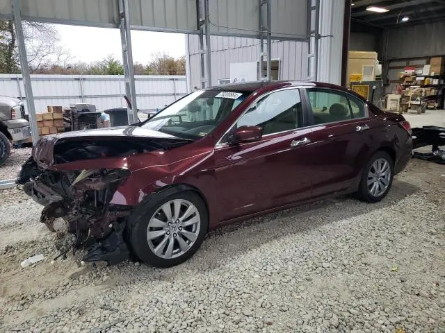 1HGCP3F87CA015215