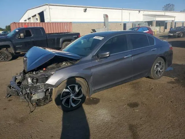 1HGCR2F32GA120100