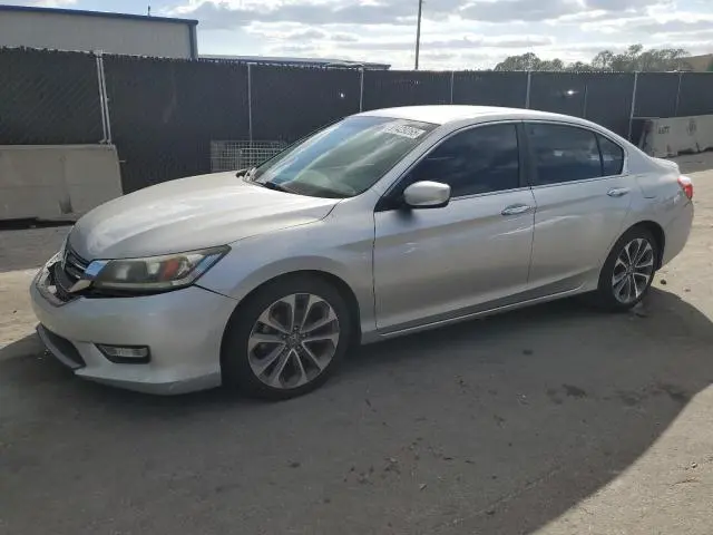 1HGCR2F50DA214649
