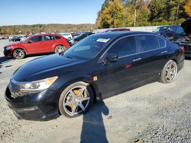 1HGCR2F56GA242007