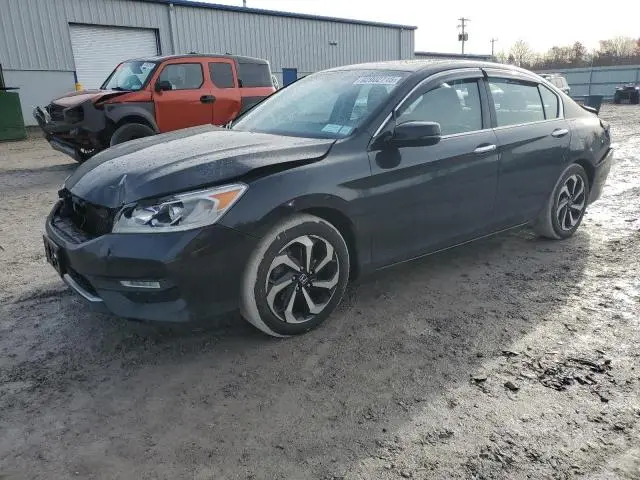 1HGCR2F80GA173888