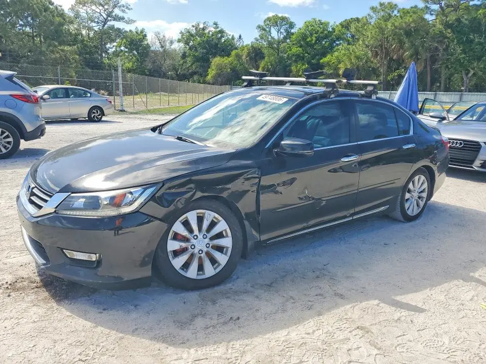 1HGCR2F83FA095279