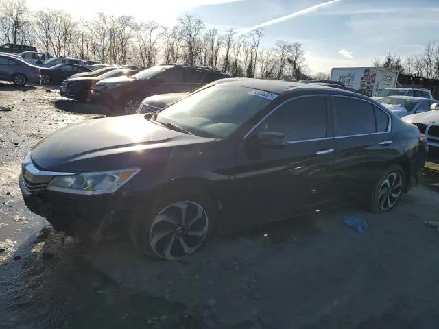 1HGCR2F83HA133659