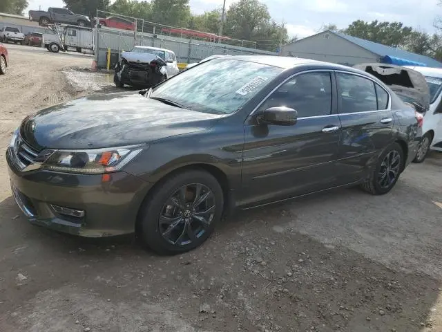 1HGCR2F88DA259493