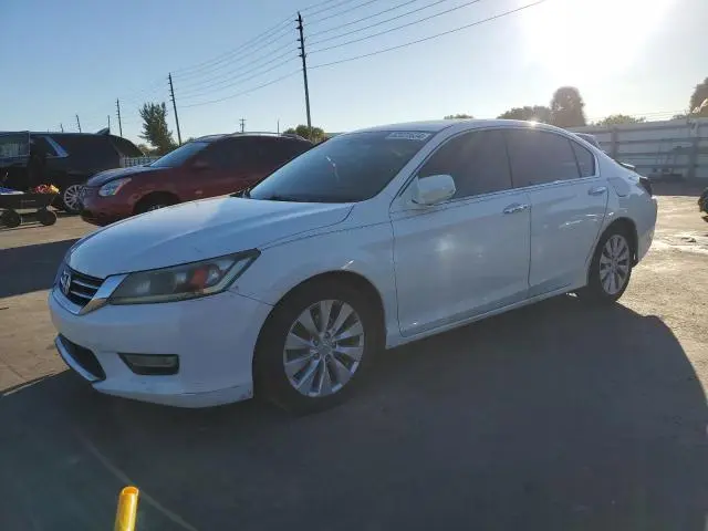 1HGCR2F8XDA175174