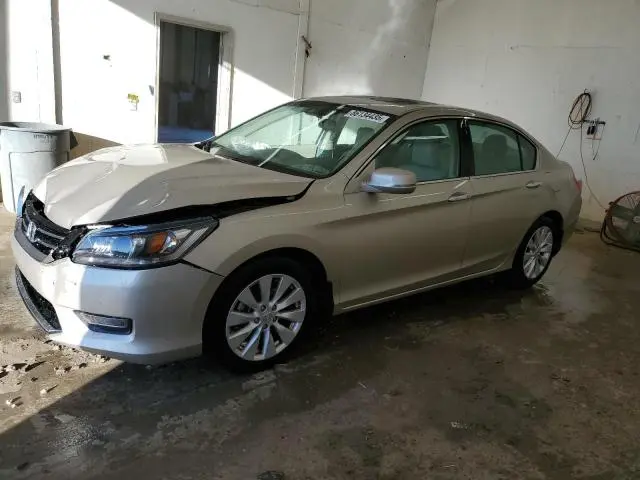 1HGCR3F83DA017099