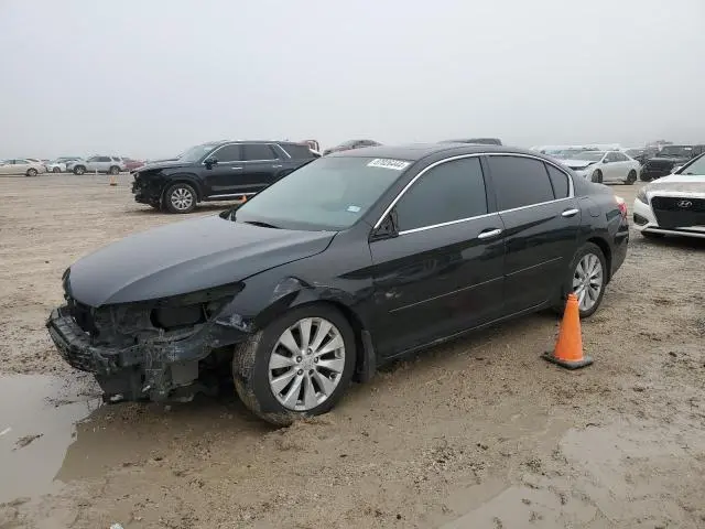 1HGCR3F88DA025005