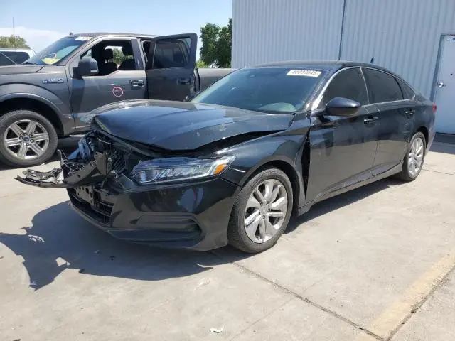 1HGCV1F15KA136319
