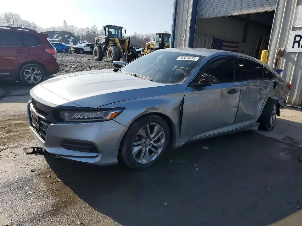 1HGCV1F18KA024064