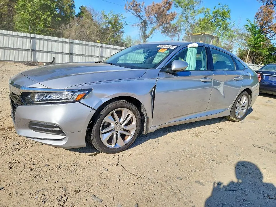 1HGCV1F18KA085978