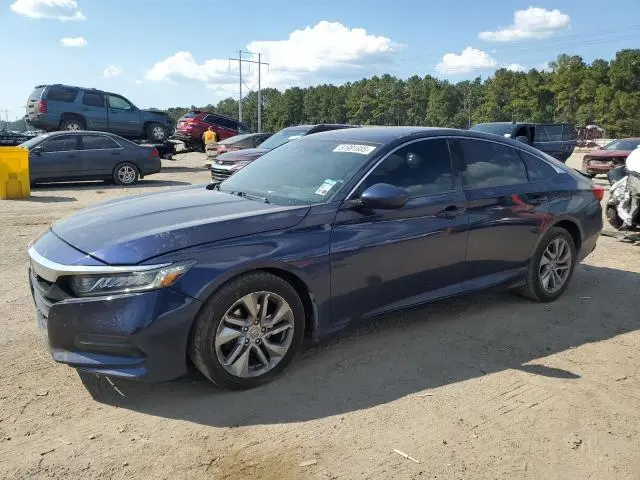 1HGCV1F18KA109843
