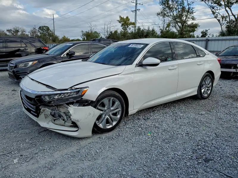1HGCV1F18KA134841