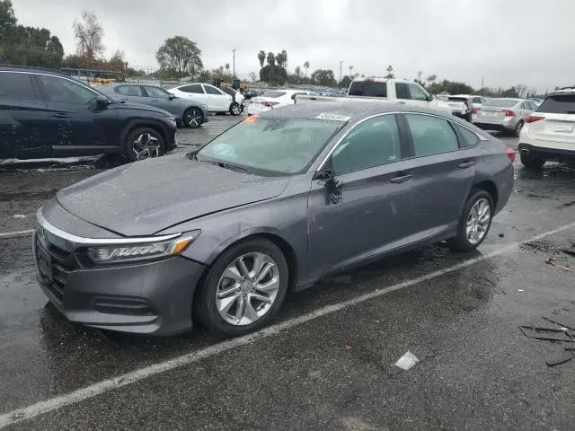 1HGCV1F18KA158248