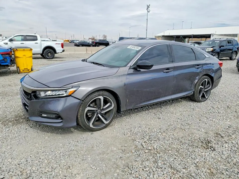 1HGCV1F30JA252804